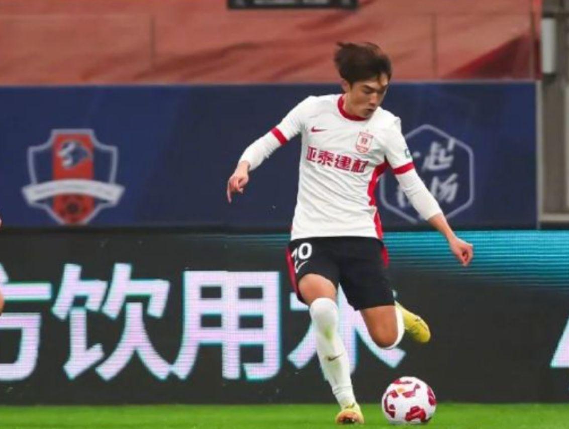 玩鹰的被鹰啄了眼原句 玩鹰的被鹰啄了眼原句