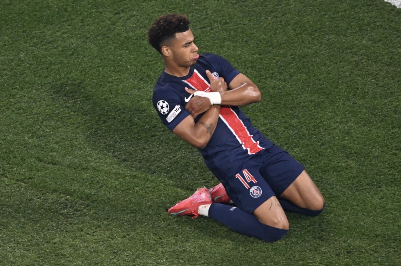 旺财28- 球星姆巴佩 